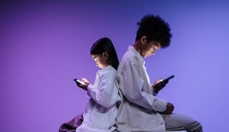 حریم خصوصی کودکان در فضای مجازی؛ هشدارها و روشهای محافظت 4 حریم خصوصی کودکان ،حریم خصوصی کودکان در فضای مجازی؛ هشدارها و روشهای محافظت ،چگونه از حریم خصوصی کودکان در فضای مجازی محافظت کنیم؟