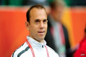 رسوایی اخلاقی در تیم باشگاهی فوتبال زنان برزیل باعث استعفای سرمربی آن شد 5 رسوایی اخلاقی در تیم باشگاهی فوتبال زنان برزیل باعث استعفای سرمربی آن شد