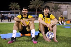 جرا طارمی، بازوبند کاپیتانی را نپذیرفت؟ 5 جرا طارمی، بازوبند کاپیتانی را نپذیرفت؟