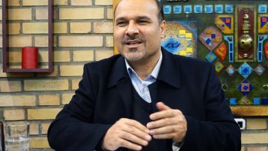 دولت خوش‌خیالی را در تعیین حقوق کنار بگذارد! / حاج‌اسماعیلی: بی‌اعتمادی جدی بین کارگران، بازنشستگان و دولت شکل گرفته است