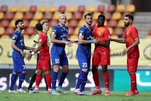 تصاویری از درگیری شدید بین بازیکنان فولاد و استقلال / ویدئو 9 تصاویری از درگیری شدید بین بازیکنان فولاد و استقلال / ویدئو