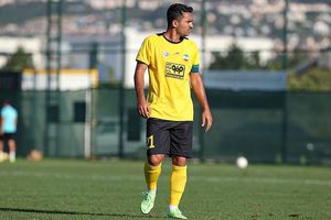 پاس گل محمد کریمی، برگزیده لیگ قهرمانان آسیا شد/ ویدئو 2 پاس گل محمد کریمی، برگزیده لیگ قهرمانان آسیا شد/ ویدئو