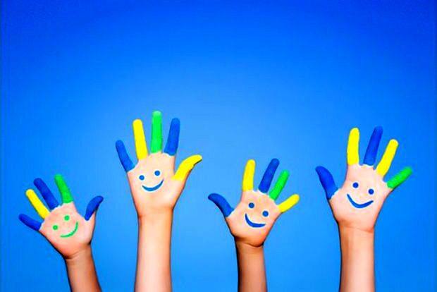 چطور خانواده ای شاد و سالم داشته باشیم؟ 3 خانواده شاد