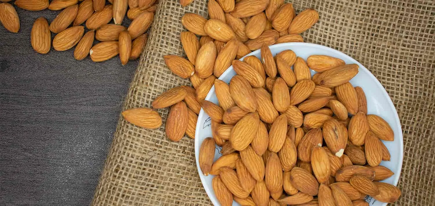 خواص انواع بادام و مزایا آن ها برای بدن 7 1707690170 633 خواص انواع بادام و مزایا آن ها برای بدن.webp