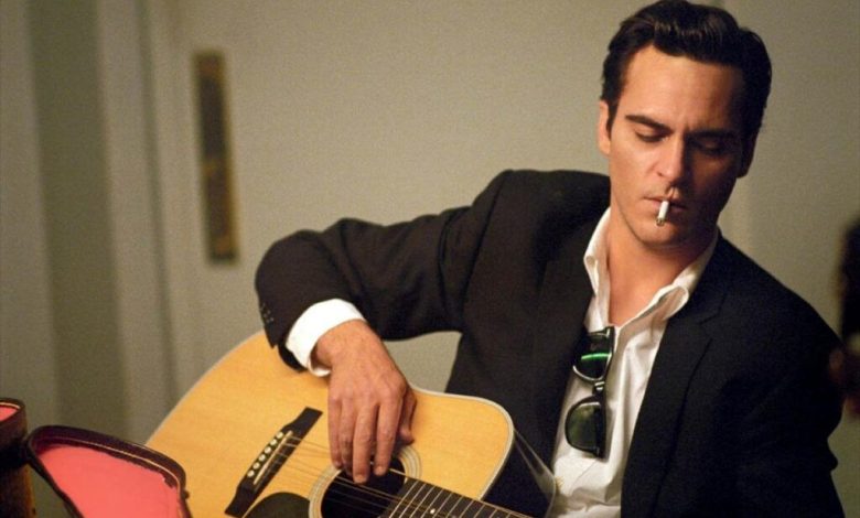 ۱۰ بازیگر مشهور هالیوودی که برای نقش های خاصی نواختن آلات موسیقی را یاد گرفتند 19 ۱۰ بازیگر مشهور هالیوودی که برای نقش های خاصی نواختن آلات موسیقی را یاد گرفتند