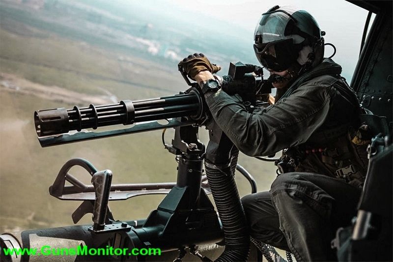 سلاحی که آمریکایی ها به آن هیولا می گویند ؛ از جنگ ویتنام تا سرویس مخفی رئیس جمهور/ تصاویر_بام وطن 16 تیربار ام134 مینی گان