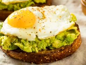 با این ۵ صبحانه فوری لاغر می‌شوید