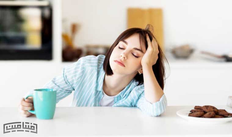 خوابیدن با معده پر زیان دارد؟_بام وطن 4 خوابیدن بعد از غذا