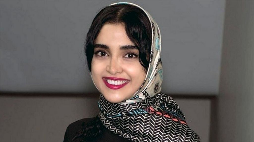 بیوگرافی الهه حصاری بازیگر سینما و تلویزیون_بام وطن 16 1719616040 872 بیوگرافی الهه حصاری بازیگر سینما و تلویزیون بام وطن