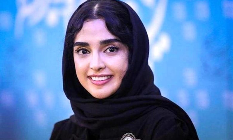 بیوگرافی الهه حصاری بازیگر سینما و تلویزیون_بام وطن 15 بیوگرافی الهه حصاری بازیگر سینما و تلویزیون