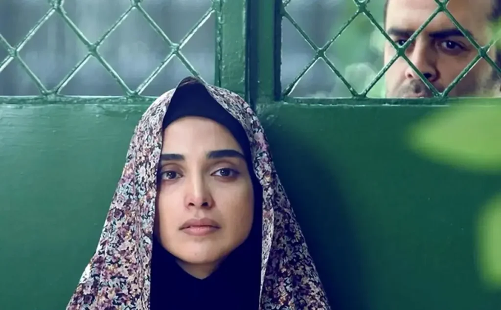 بیوگرافی الهه حصاری بازیگر سینما و تلویزیون_بام وطن 22 بیوگرافی الهه حصاری بازیگر سینما و تلویزیون بام وطن.webp