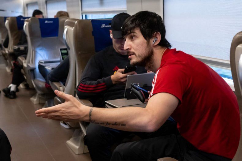 سورپرایز سردار، نه سویا و نه لورکوزن!_بام وطن 4 2058201