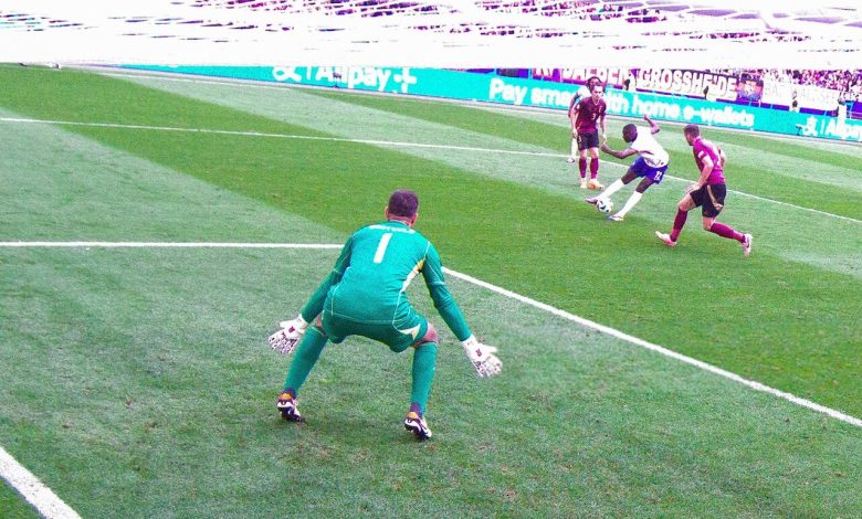 خروس ها کابوس شیطان سرخ شدند!_بام وطن 1 خروس ها کابوس شیطان سرخ شدند!