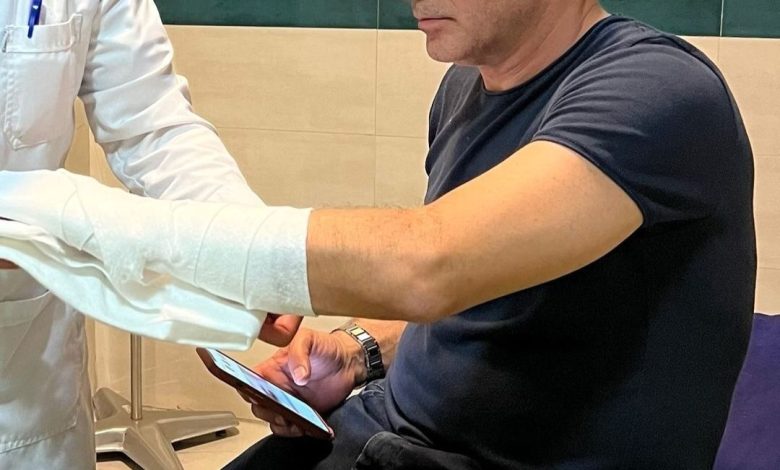 شرح حادثه پیش آمده برای امیر آقایی در صحنه نمایش «رستم و سهراب»/ ویدئو_بام وطن 1 (ویدئو) شرح حادثه پیش آمده برای امیر آقایی در صحنه نمایش «رستم و سهراب»