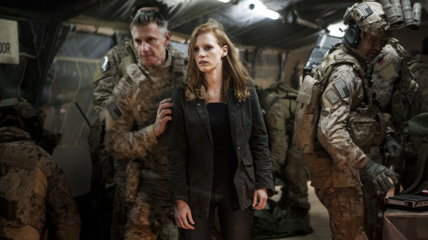 ۱۰ فیلم جنگی برتر دهه ۲۰۱۰ تا ۲۰۲۰_بام وطن 21 ۱۰ فیلم جنگی برتر دهه ۲۰۱۰ تا ۲۰۲۰؛ از Land of Mine تا Beneath Hill ۶۰