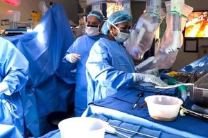 انقلاب علمی در عربستان/ اولین پیوند قلب رباتیک جهان در ریاض_بام وطن 4 انقلاب علمی در عربستان/ اولین پیوند قلب رباتیک جهان در ریاض