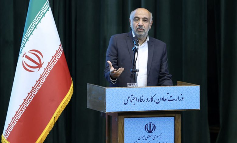 تخصیص یارانه بر پایه عدل نیست_بام وطن 1 وزیر کار: تخصیص یارانه بر اساس عدالت نیست