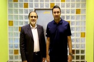 عکس العمل شهریاری به برکناری جواد نکونام بعد از دربی/ ویدئو_بام وطن 2 واکنش شهریاری به برکناری جواد نکونام پس از دربی/ ویدئو