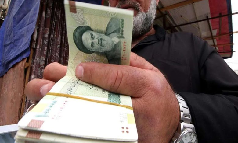 عضو هیئت رئیسه مجلس: حقوق بازنشستگان تا ۳ برابر حداقل حقوق افزایش می‌یابد/ ویدئو