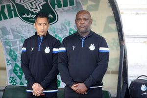 خشمگینی پیتسو موسیمانه از بازیکنان استقلال بعد از باخت/ ویدئو_بام وطن 3 عصبانیت پیتسو موسیمانه از بازیکنان استقلال پس از باخت/ ویدئو