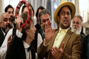 چرا حامد بهداد باید برقصد تا فیلمی بفروشد؟_بام وطن 6 چرا حامد بهداد باید برقصد تا فیلمی بفروشد؟