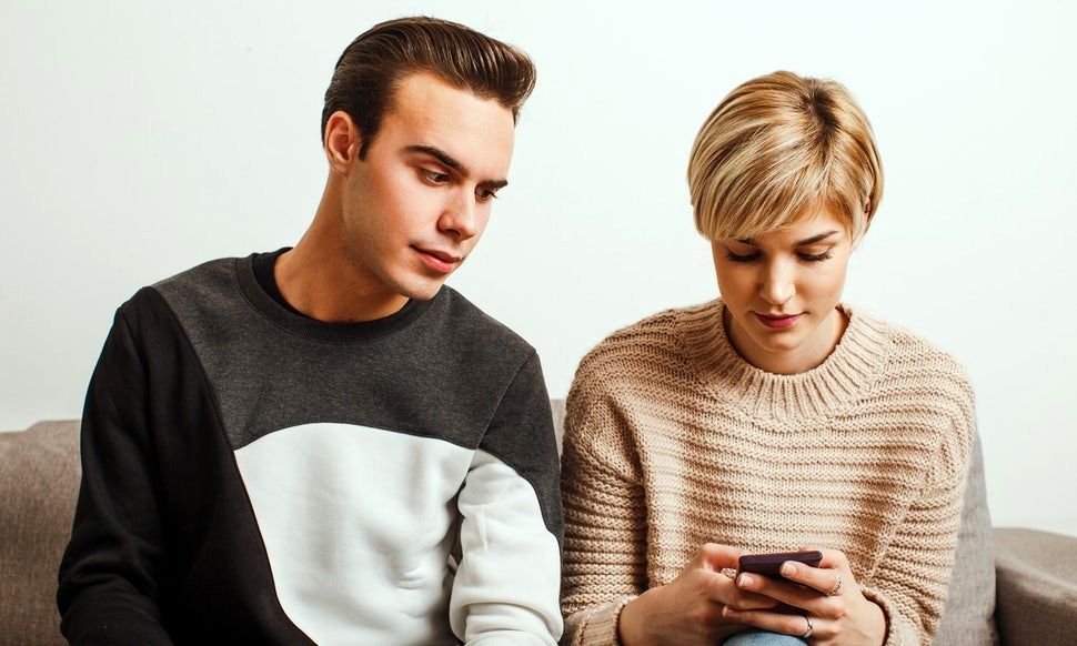 با شوهر شکاک و بدبین چطور حرکت کنیم؟_بام وطن 6 با شوهر شکاک و بدبین چطور حرکت کنیم؟ بام وطن