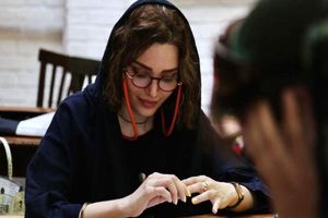 برگشت بهنوش طباطبایی به صحنه تئاتر_بام وطن 4 بازگشت بهنوش طباطبایی به صحنه تئاتر