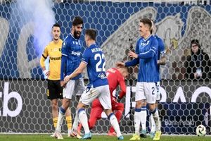 تا رسیدن به قهرمانی گام به گام پیش می‌رویم