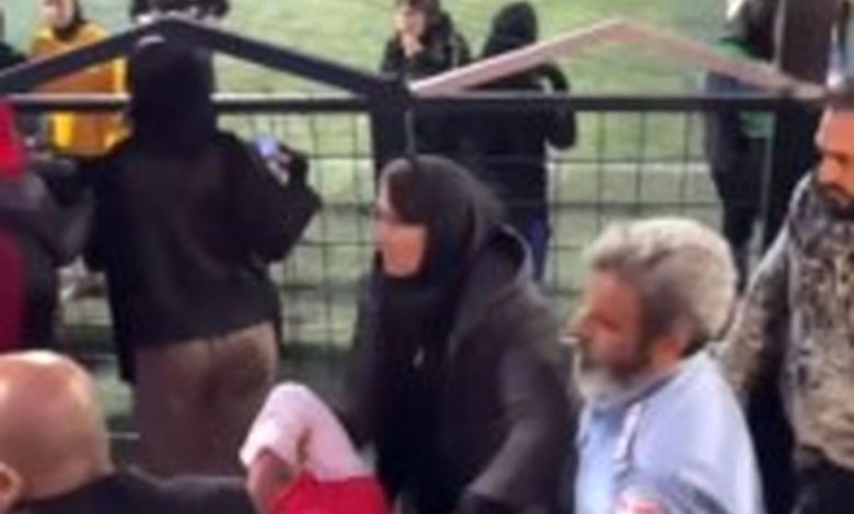 صدمه دیدن شدید بازیکن تیم بانوان پرسپولیس در بازی امروز / ویدئو_بام وطن 1 مصدومیت شدید بازیکن تیم بانوان پرسپولیس در بازی امروز / ویدئو