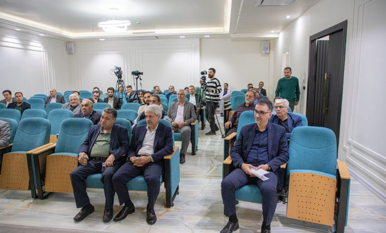 عدم ارامش و قطعیت در نحوه اداره سرزمین لطمات بسیاری به همه قسمتها زده است/ راه اندازی پایگاه اطلاعات رفاه ایرانیان کار زیاد بزرگی بود_بام وطن 1 IMG_0633