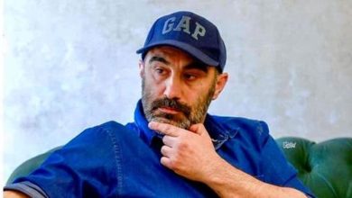 عکس العمل کارگردان استقلالی به باخت تیم محبوبش/ عکس_بام وطن 2 واکنش کارگردان استقلالی به باخت تیم محبوبش/ عکس