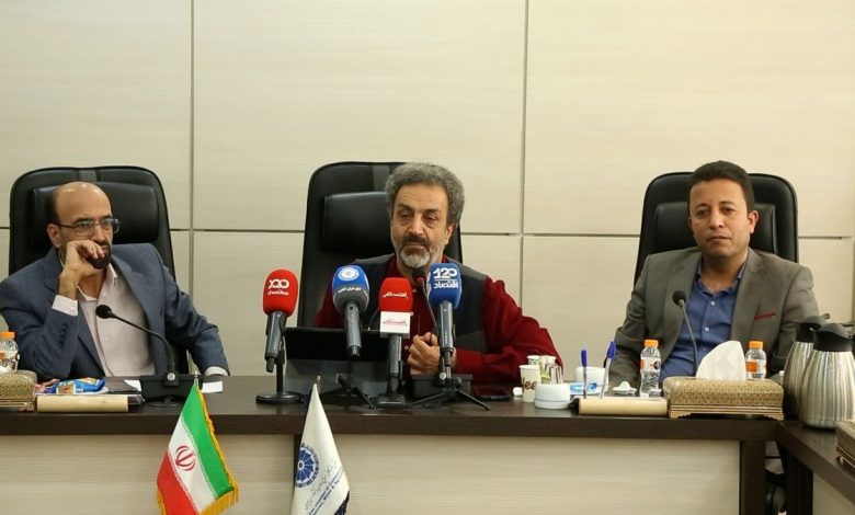 نرسیدن دلار به ۲۰۰ هزار تومان در شرایط جاری معجزه است / داخل دوره نااطمینانی پیچیده شدهایم_بام وطن 1 photo_2024-10-31_21-43-27