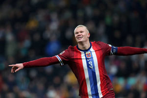 هالند مارادونا را رد کرد!_بام وطن 2 هالند مارادونا را رد کرد!