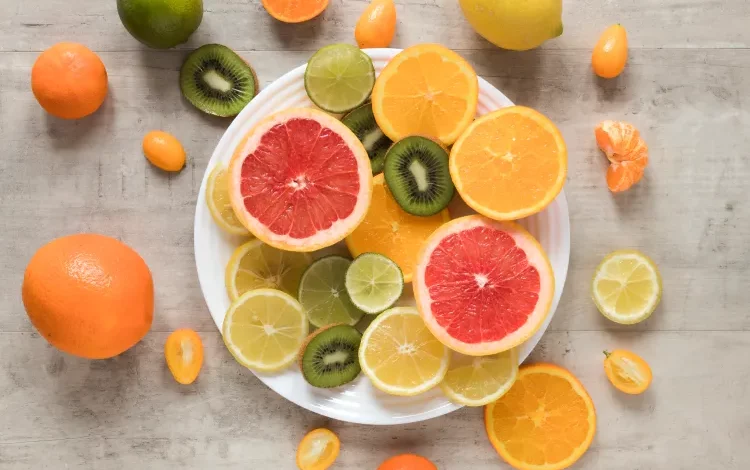 چرا بعد از خوردن میوه نفخ می‌کنیم؟