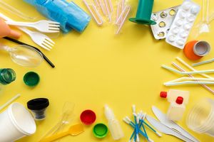 منفعت گیری مجدد از این ظروف زیاد خطرناک است_بام وطن 2 استفاده مجدد از این ظروف بسیار خطرناک است