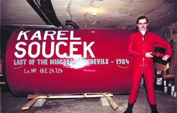 این اختراعات ترسناک، مخترعان خود را کشتند_بام وطن 11 بشکه جهنمی