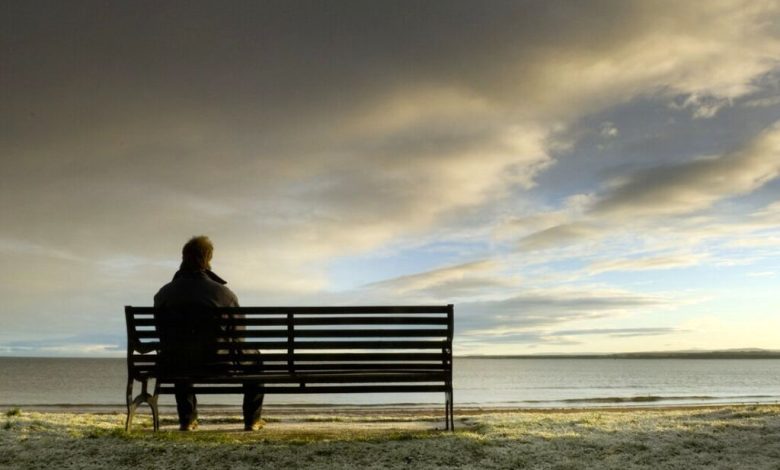 تنهایی می‌تواند خطر بیماری‌ قلبی و سکته مغزی را افزایش دهد