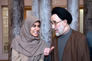 دعوت جنجالی معاونت هنری ارشاد و سانسور شگفت یک دیدار_بام وطن 5 دعوت جنجالی معاونت هنری ارشاد و سانسور عجیب یک دیدار