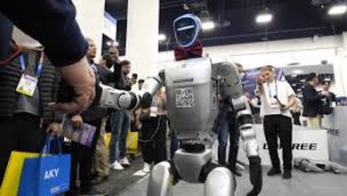 رباتی که برای انسان قهوه می‌ریزد/ ویدئو