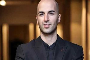 روایت زندگی پاشا جمالی؛ بازیگری که نزدیک می بود جانش را از دست بدهد/ ویدئو_بام وطن 4 روایت زندگی پاشا جمالی؛ بازیگری که نزدیک بود جانش را از دست بدهد/ ویدئو