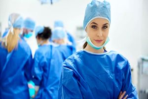 سطح مشخصی از اضطراب پزشکان تاثیر مثبتی بر نتایج جراحی‌ می‌گذارد