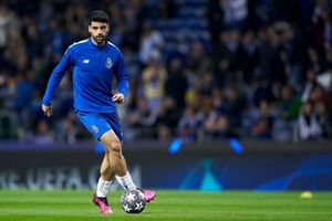 گلزنی مهدی طارمی در دیدار اینتر روبه رو لچه از روی نقطه پنالتی/ویدی_بام وطن 2 گلزنی مهدی طارمی در دیدار اینتر مقابل لچه از روی نقطه پنالتی/ویدی