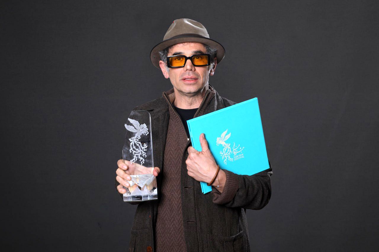 BDBCD0CD 1812 43A8 A096 35EFA7024524