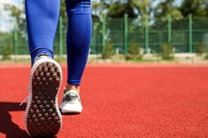 با دقت به سن مان، چه مقدار پیاده روی کنیم؟_بام وطن 15 با توجه به سن مان، چقدر پیاده روی کنیم؟