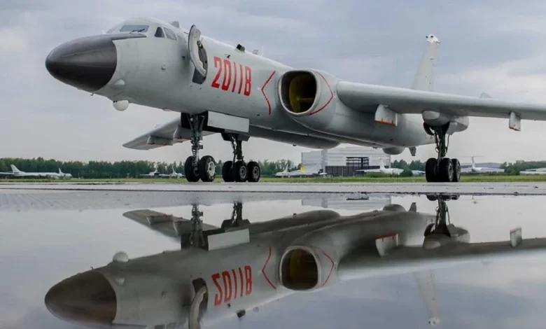 بمب‌افکنH-۲۰؛ قدرت بی‌پایان چین در آسمان‌ ها/عکس