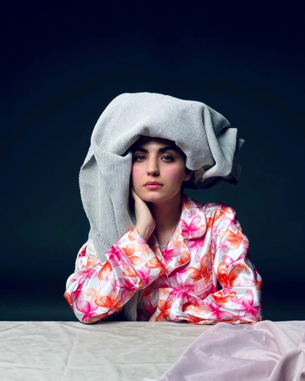 درگذشت بازیگر جوان سریال «مترجم»؛ المیرا پرناک کیست؟_بام وطن 4 64_11zon (1)