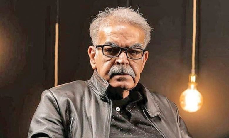 بازیگر معروف طنز : مادر من هر سال بچه می‌آورد؛  ۱۳ بچه بودیم/ ویدئو