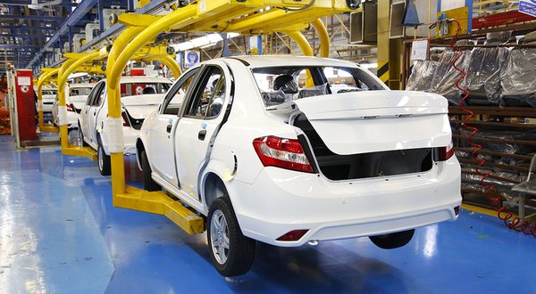 مهمترین کار دولت کاهش تصدی گری در بازار است/افزایش تولید خودرو