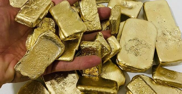 طلای آبشده بخرید یا نه؟/ سرمایه‌گذاری پرریسک در پوشش طلا