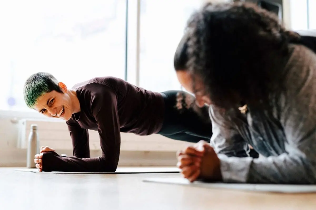 ورزش در خانه؛ گرم کردن و سرد کردن/ اینفوگرافیک